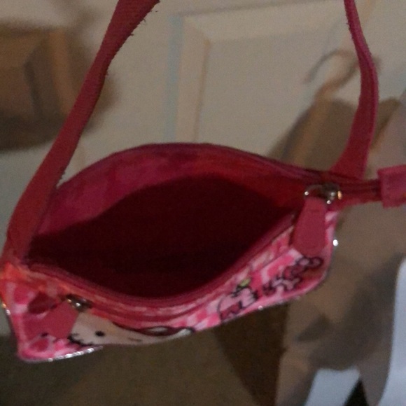 Cute pink hello kitty handbag - Picture 2 of 4
